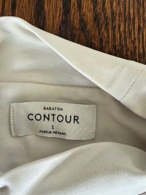 Babaton Contour Light Beige Top